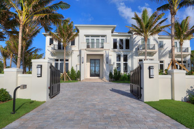 Minimalist exterior home photo in Miami