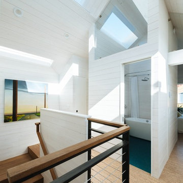 Complementary use of wood, glass, and metal