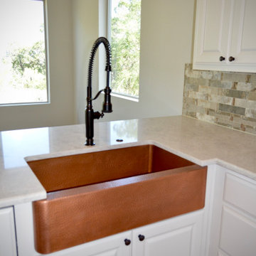 Farmhouse: 3,153 ft²/4 bd/3 bth/2ST