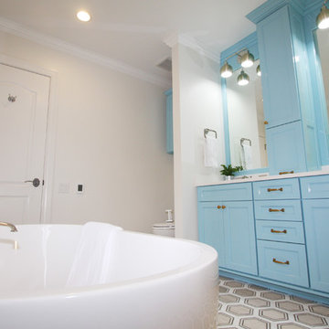 Sensational Girl's Bathroom