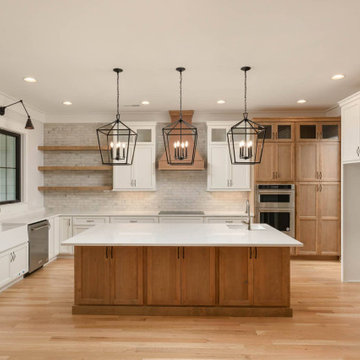 Custom, Open Plan Kitchen