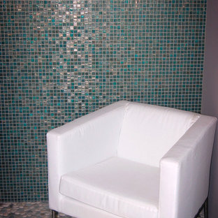 Design ideas for a modern home cinema in Hawaii.