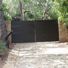 Driveway gates