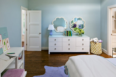 Kids' room - contemporary kids' room idea in San Francisco