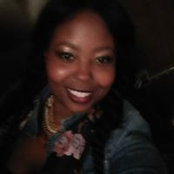 April Browns billede
