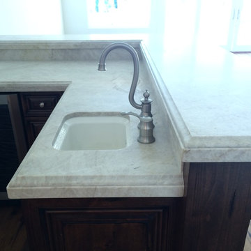 Scottsdale Family Room Wet Bar