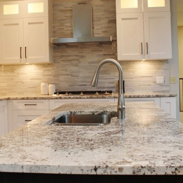 Kitchen in Alaskan White