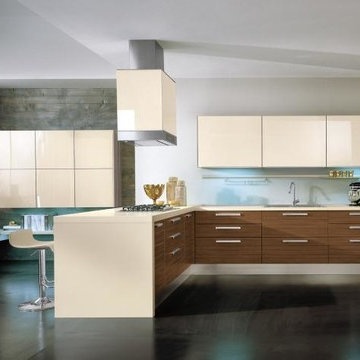 Modern Italian Custom Made Kitchens by LUBE