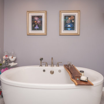 Lyndon Master Bathroom