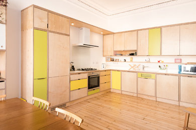 Design ideas for a large victorian l-shaped kitchen/diner in Glasgow.