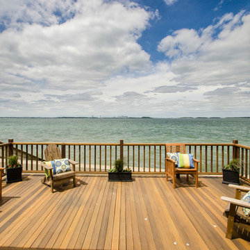 Sea Side Vacant with views of the Boston Skyline!