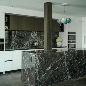 THE KITSILANO BACHELOR PAD