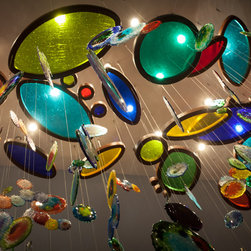 TRIDENTE RESTAURANT HANGING SCULPTURE - Products