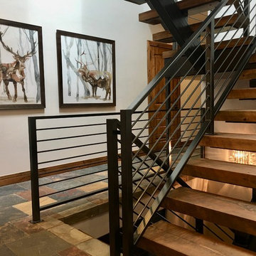 Eagle Landing - Floating Mono Beam Staircase & Horizontal Railings