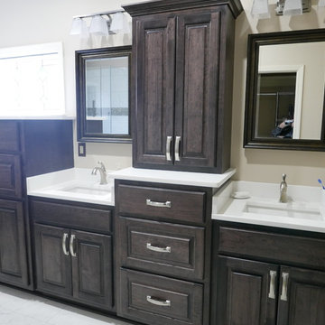 Noel Mission Master Bathroom