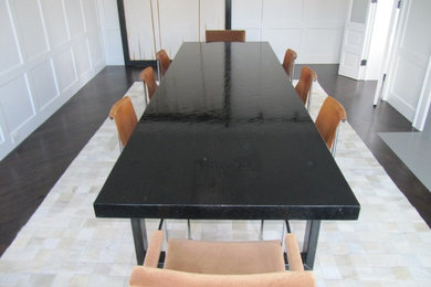 Dining room photo in Other