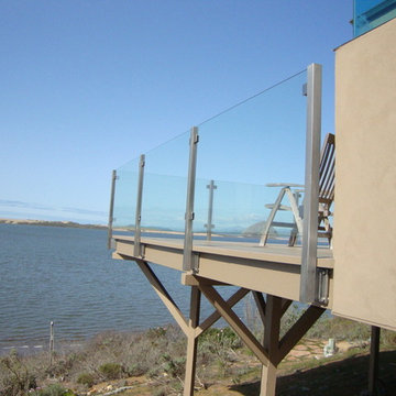 Los Osos: Deck Glass Railing