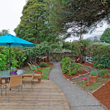 11 Marine Way. Stinson Beach, 94970