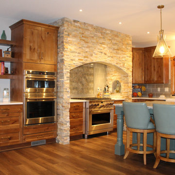 Stunning Kitchen Remodel Done in a Two-Tone Color