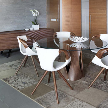 Selling: Mac’s Table, Up-Chair Armchair, Move Sideboard