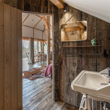 Treehouse Holiday Accommodation at Wolf Woods Devon