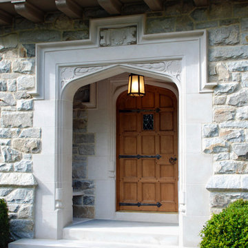 Mid-Country Tudor