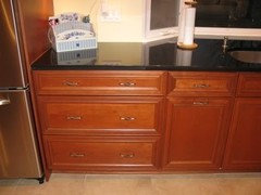 Is 1 4 True Full Overlay Calling Cabinet Experts I Just Measured A Of Mine There S 1 4 B W The Edge Cabinet Drawer Face Door And 2 Edges Adjacent Faces Doors
