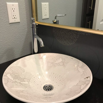Petite Guest Bath