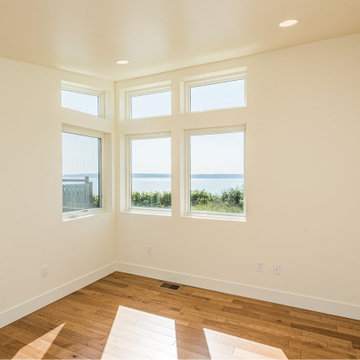Port Townsend - Sun-Filled Solar Home