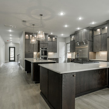 I help the elevated Home Cook plan purposeful cabinetry & applaince designs.