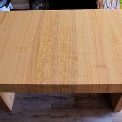 Table de salle &agrave; manger en Merisier - Dining Tables