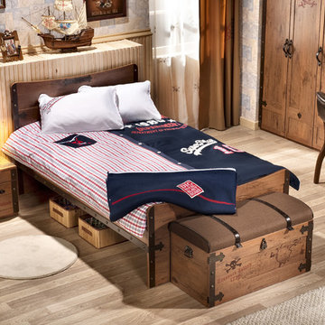 Pirate ship bedroom