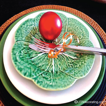 Holiday Table Setting - Ornaments & Ribbon