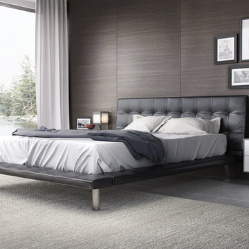 Howard Jet Black Leather Bed