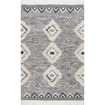 nuLOOM Hand Woven Wool Savannah Moroccan Fringe Area Rug, Gray, 5'x8'