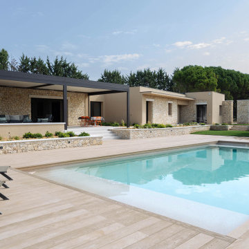 RÉNOVATION CONTEMPORAINE D'UNE VILLA DES ANNÉES 70