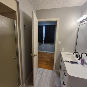 Maplecrest Place Walk-In Shower Enlargement – Regina, SK