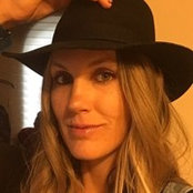 Caroline Brookss foto