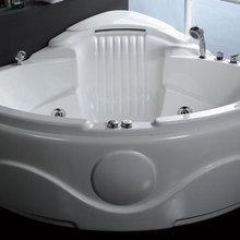 master bedroom/bath