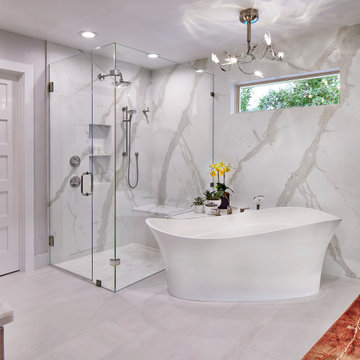 A Dedicated Shower & Tub Space
