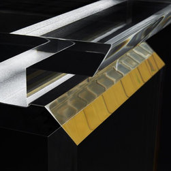 Luminous Finish Coats&reg; Technique on Acrylic Furniture. - Living Room Furniture