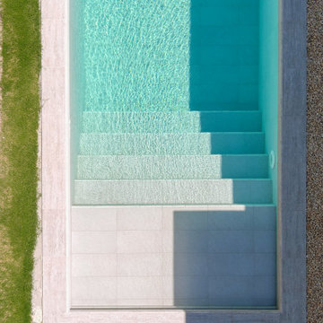 Snow White Porcelain Tiles - Ilıca,Izmir Villa