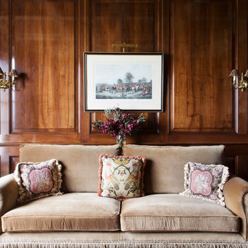 Traditional Library in Cheshire House