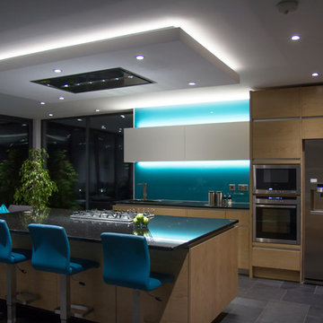 Derbyshire Residence, UK