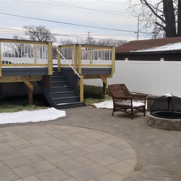 Deck with Patio Combination in Bridgeview, IL