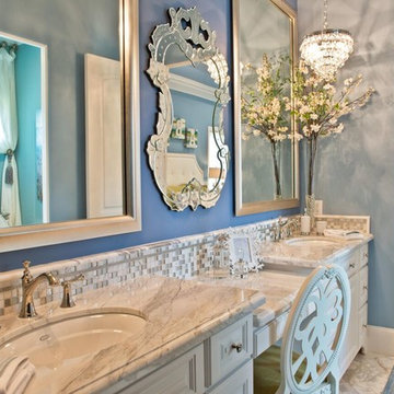 Traditional Elegance, Memorial