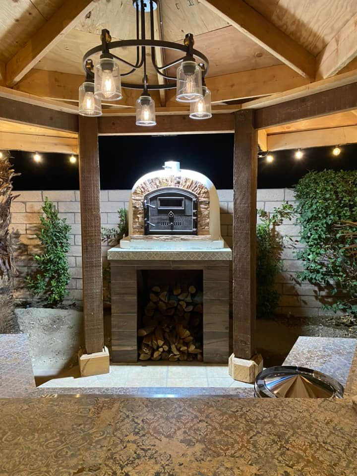 Ventura "Sierra" Premium Pizza Oven