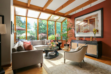Photo of a contemporary living room in San Francisco.