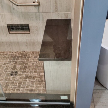 Master Bathroom - Hazel Drive, Bellwood, PA