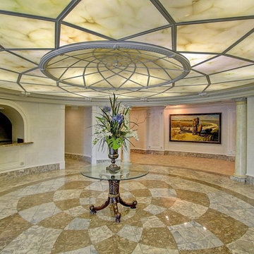 222 S Plaza Court